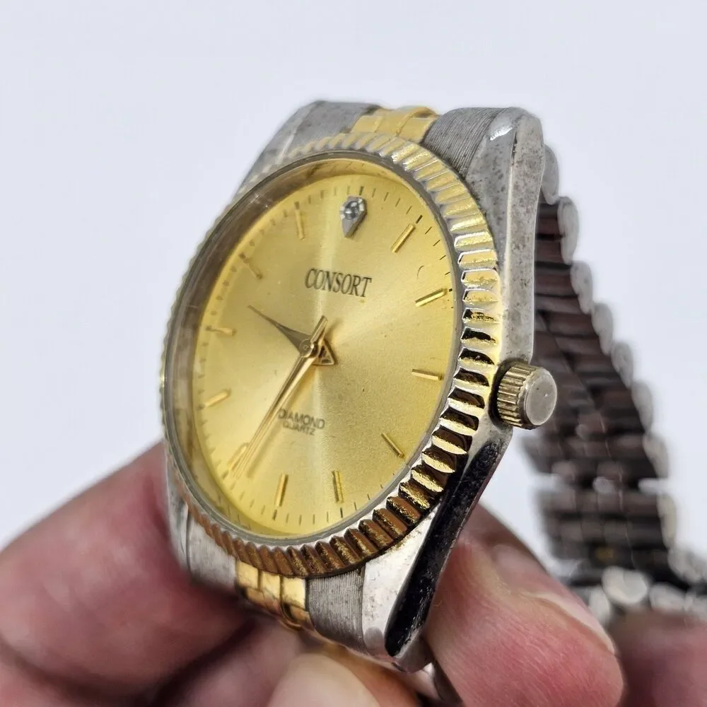 VTG Cosort Men's Watch 36MM‎ Gold Dial Two Tone Band Up to 8